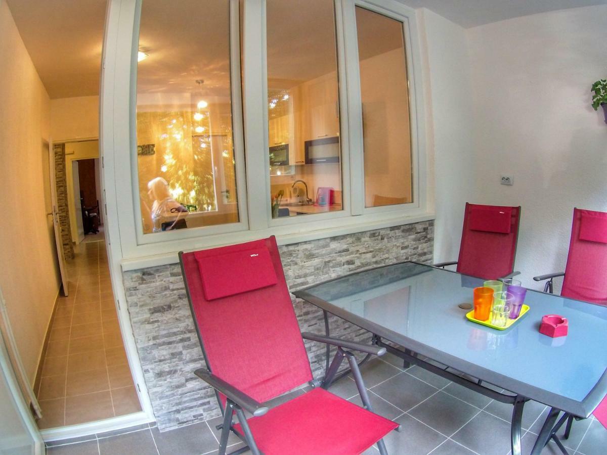 Apartment Suzana 2Br Split With Balcony Exteriér fotografie